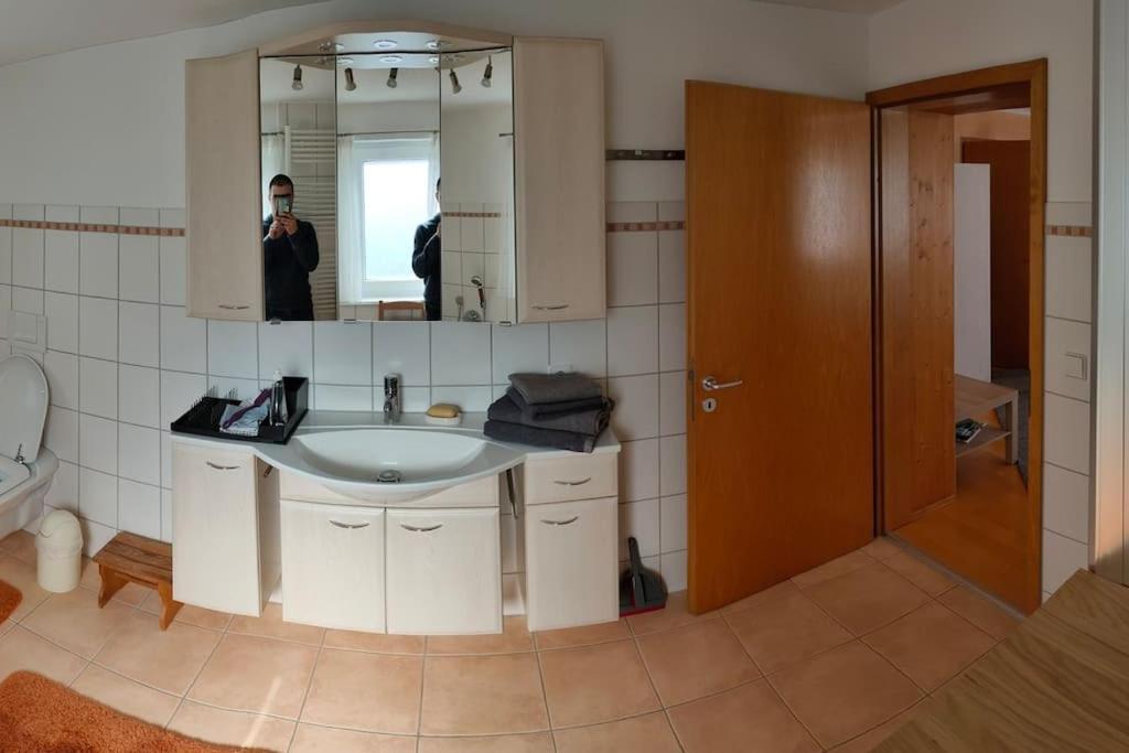 Zentrale & Ruhige Ferienwohnung 默辛根 外观 照片